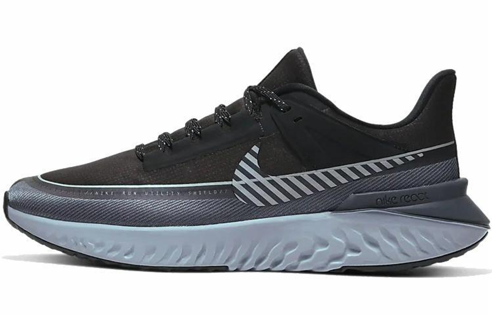 Кроссовки Nike Legend React 2