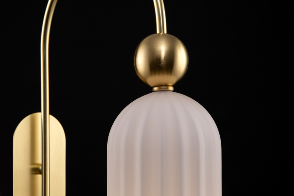 Настенный светильник Maytoni Antic MOD302WL-01W