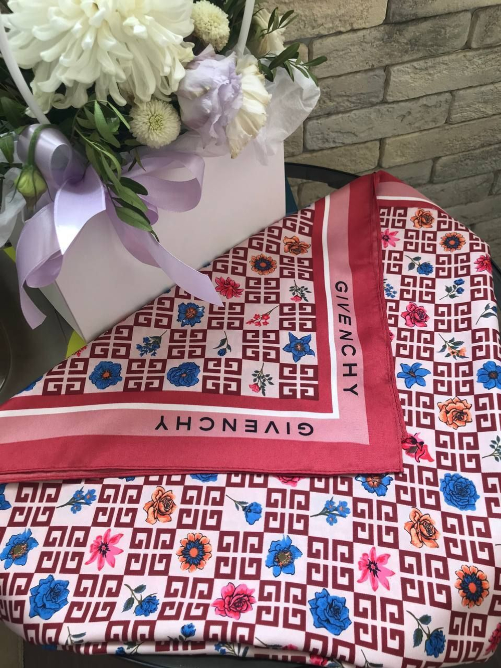 Платок женский Живанши