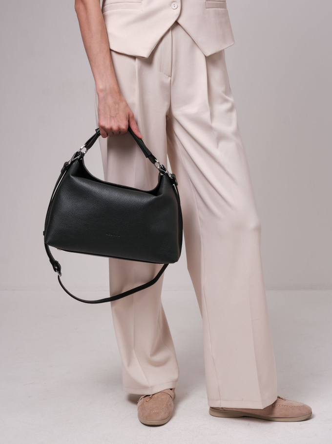 Сумка кожаная на плечо темно-зеленая