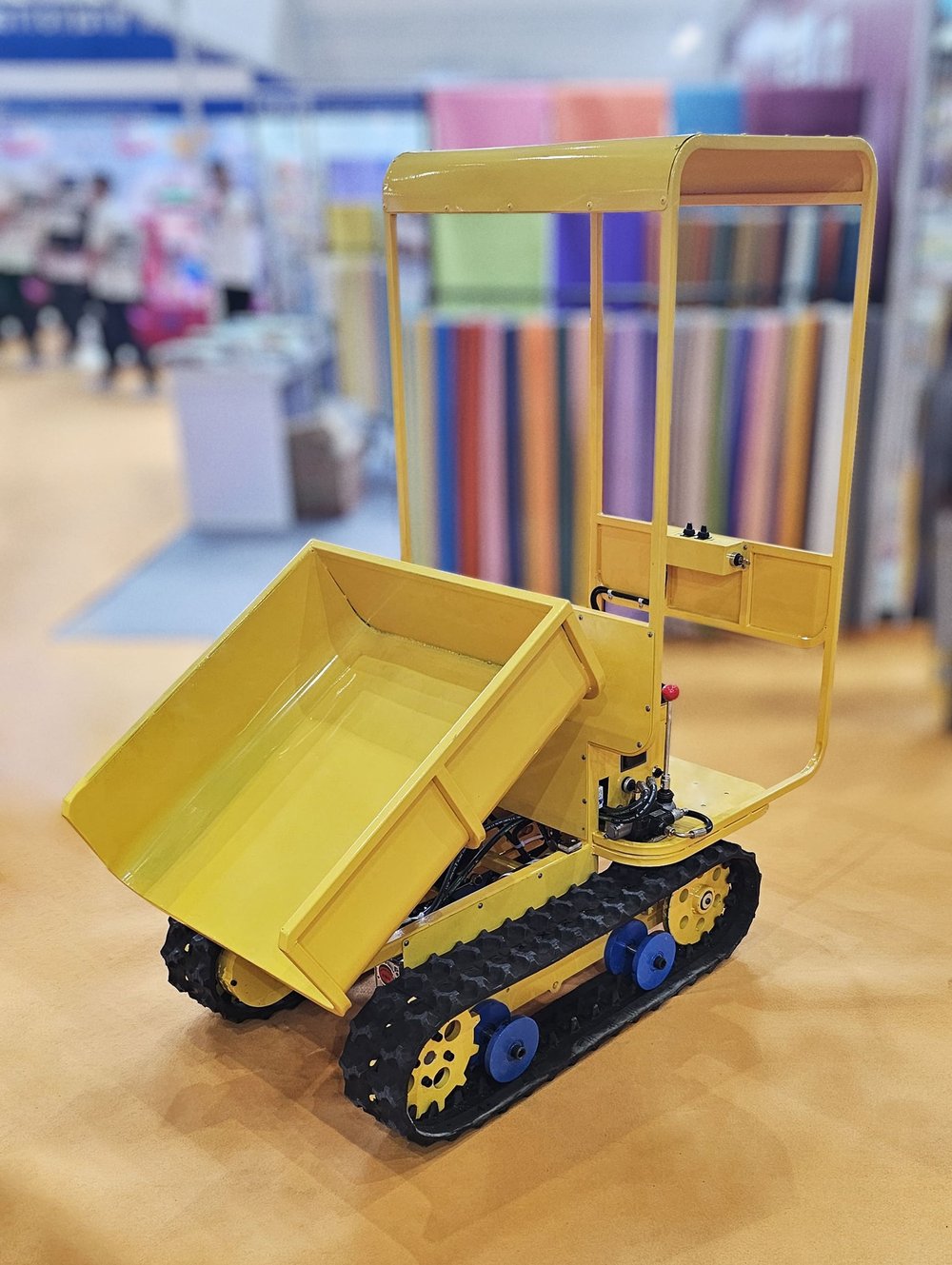 Детский аттракцион «Гусеничный самосвал»