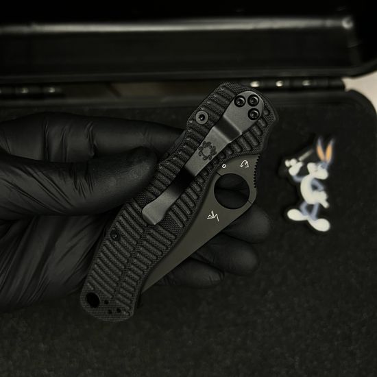 Нож складной Spyderco ParaMilitary 2 Salt Black C81GMCBKP2 c черным клинком CPM-MagnaCut, рукоять черный G10