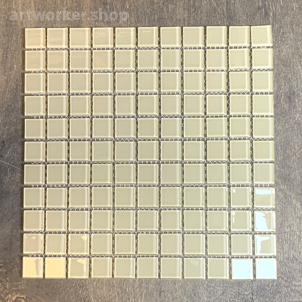 Стеклянная мозаика на сетке 300х300 мм NS-Mosaic S-468 светло-бежевая