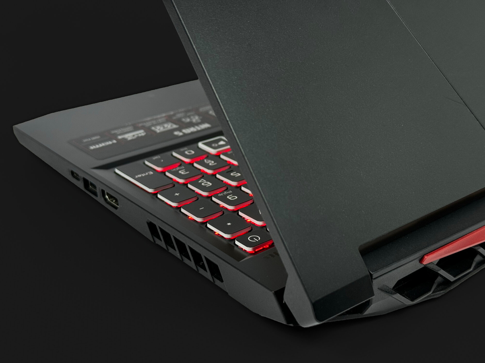 Игровой ноутбук Acer Nitro RTX3060 6GB/Ryzen 5 5600H/16Gb/512Gb/144Hz/Win11