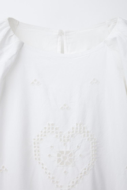 ZARA ПЛАТЬЕ С ВЫШИВКОЙ «СЕРДЦА», БЕЛЫЙ/РОЗОВЫЙ