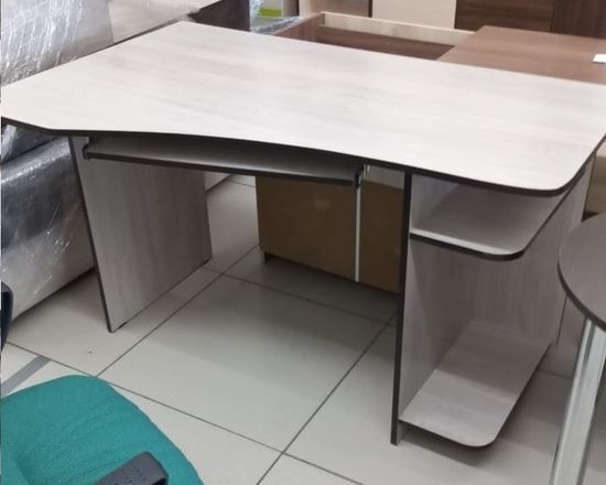 Стол письменный КВИНС-3 правый