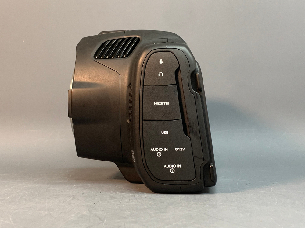 BlackMagic Design Pocket Cinema Camera 6K Pro