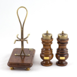 Солонка и перечница