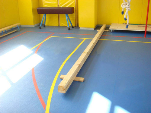 Бревно гимнастическое напольное