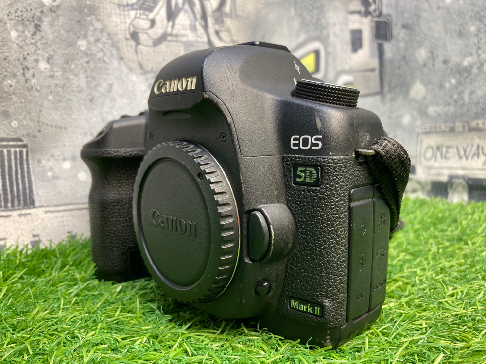Canon EOS 5D Mark II 28.700 кадров Покупка/Продажа