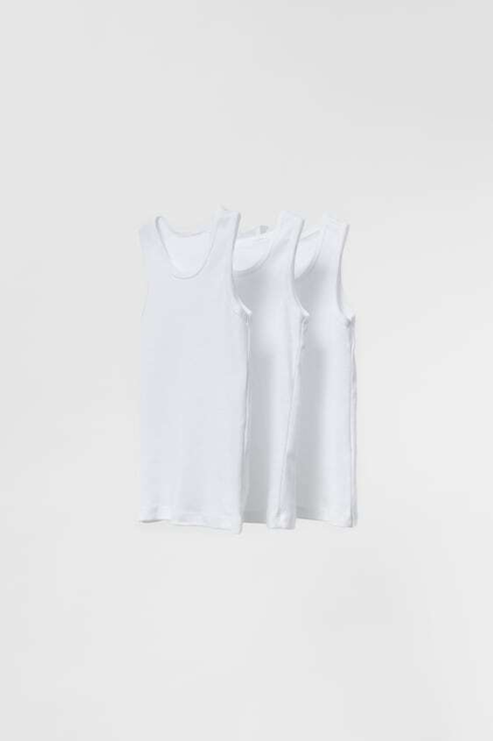 ZARA BABY/ НАБОР ИЗ ТРЕХ БАЗОВЫХ МАЕК, БЕЛЫЙ