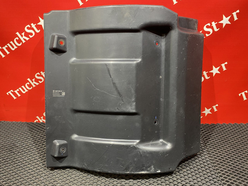 Подкрылок передний левый 2023г