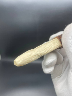 Бивень мамонта с гравировкой волка 15 см