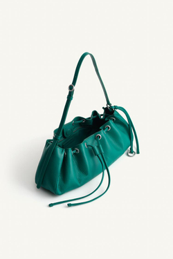 ZARA УДЛИНЕННАЯ КОЖАНАЯ СУМКА С РЕГУЛИРУЕМЫМ ПЛЕЧЕВЫМ РЕМНЕМ, ЗЕЛЕНЫЙ