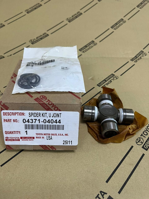 Крестовина TOYOTA 0437104044