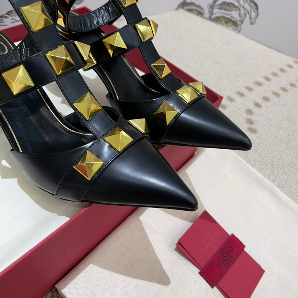 Valentino Garavani Roman Stud 8.5 cm