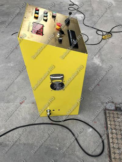 Коммерческая надувная игра "Увернись от палки" (Melt Down) 7*7*1.5 м