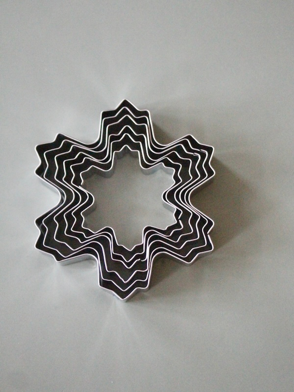 Набор каттеров для вырезания снежинок ( 6 штук)