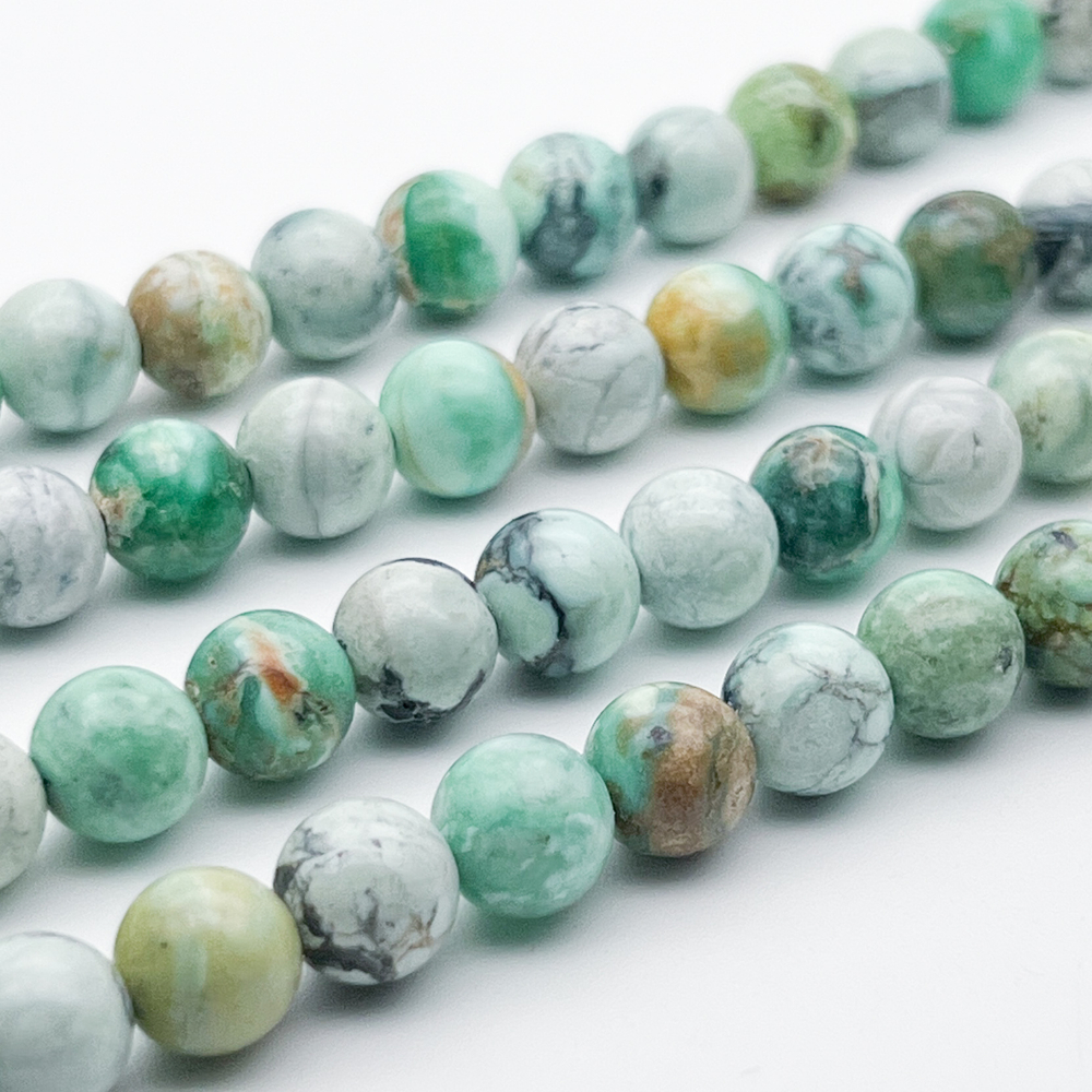 Варисцит бусины (в породе), диаметр около 8,3-8,5 мм, цена за 11 шт (1/4 нити)