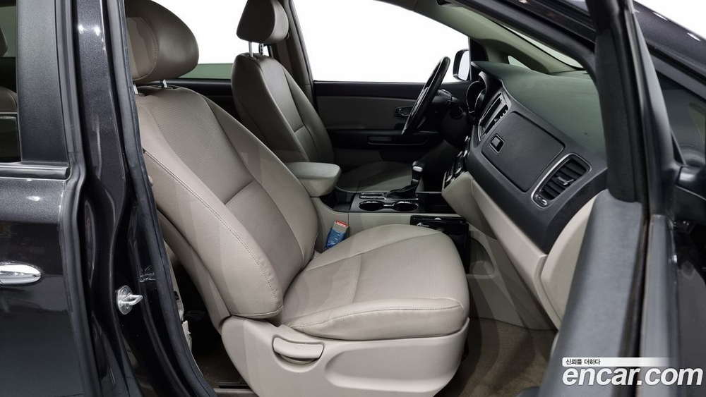 Kia The New Carnival (Sedona) 9-и местный Luxury (06.2020)