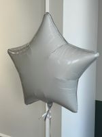 Шар-звезда белый фольгированный