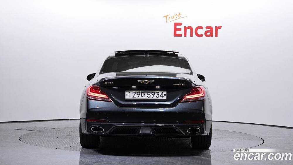 Genesis G70 3.3T Sports AWD (11.2019)