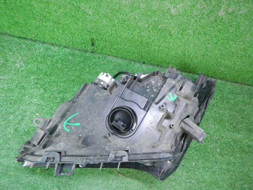 Фара правая Lexus NX (2014-2017) LED