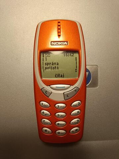 Nokia 3310 (Оранжевый)