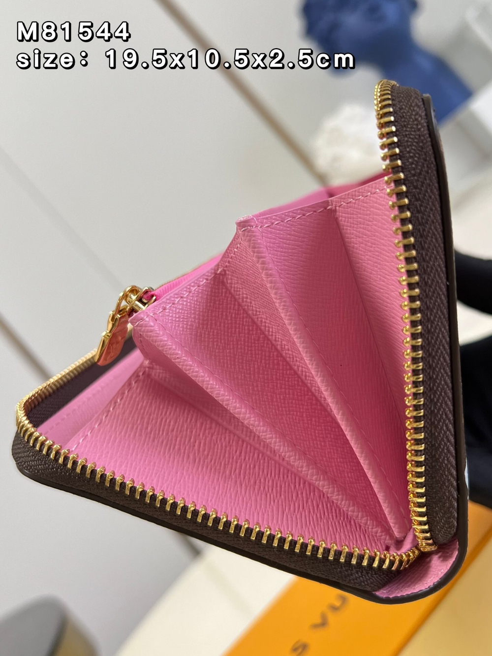 Louis Vuitton Zippy Wallet