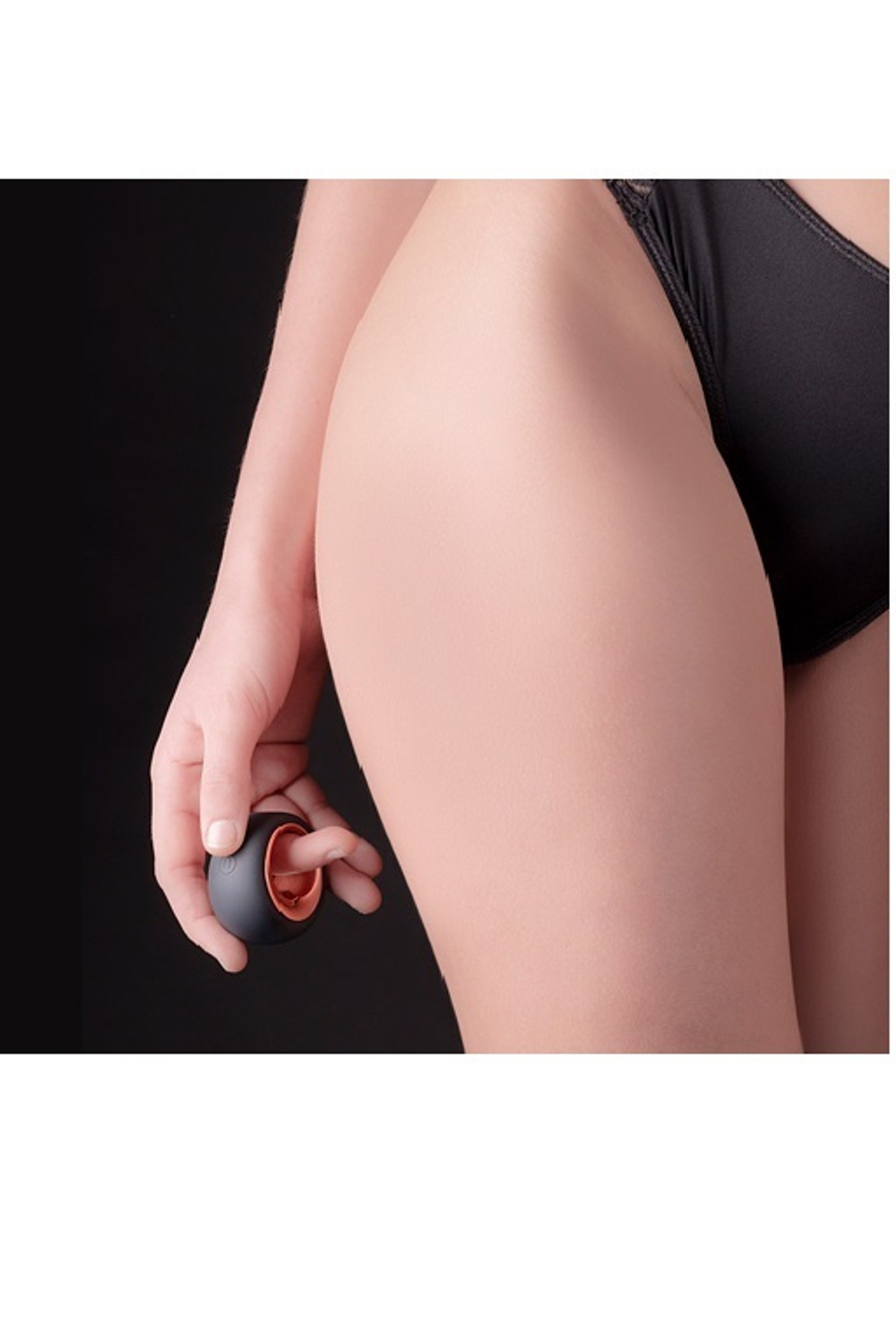 Трусики с вибромассажером для стимуляции клитора Vibrating Thong Черный