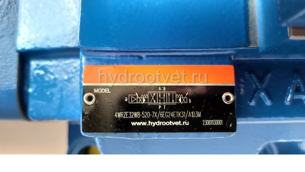 4WRZE32W6-360-7X/6EG24ETK31/A1D3M - Пропорциональный распределитель Ду32 со встроенным усилителем (OBE), номинальный расход 360 л/мин, схема W6-, каналы управления ET - X и Y - внутренние, сигнал управления ± 10 В