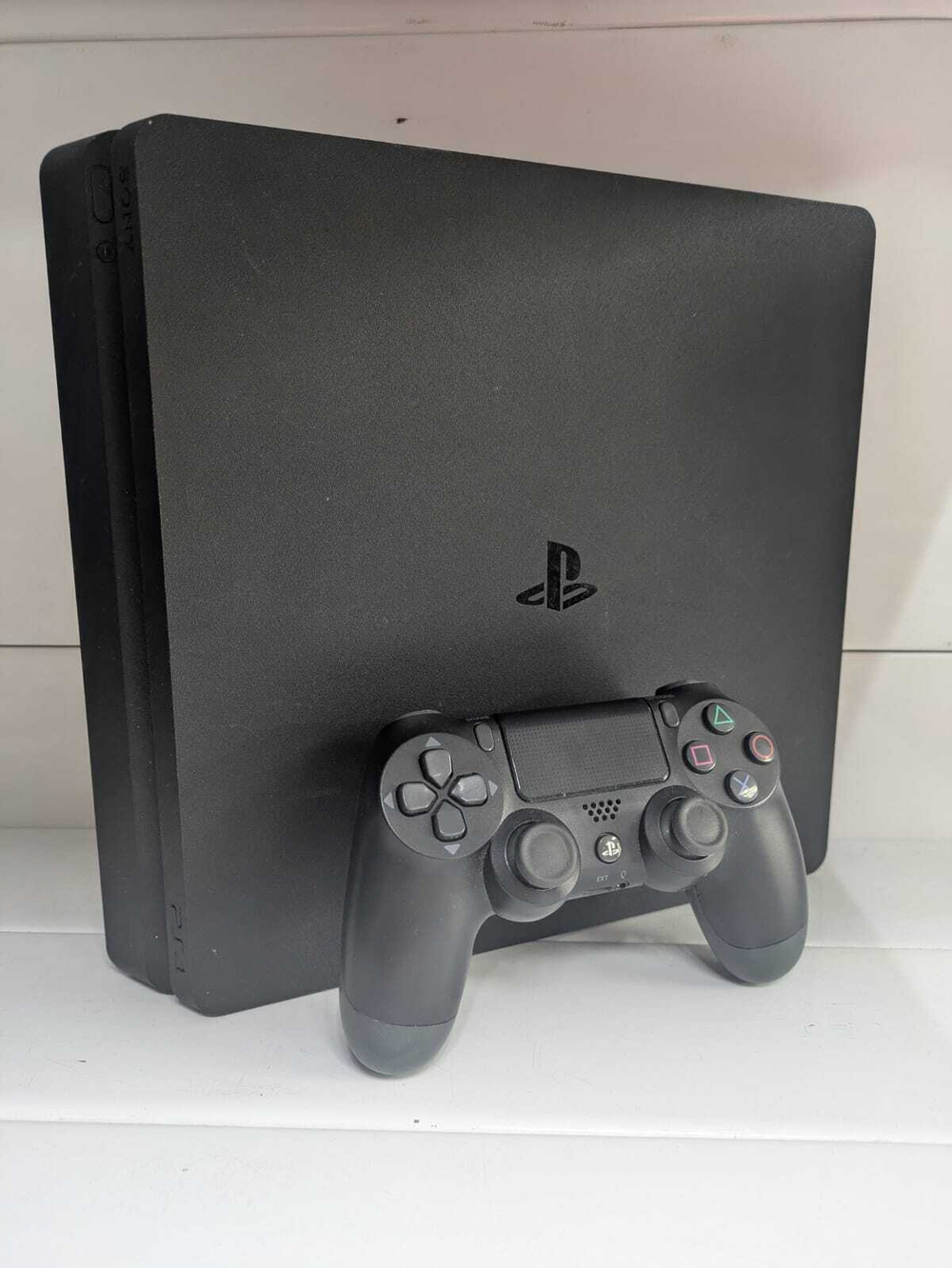 Игровая приставка PS4 SLIM (500GB)