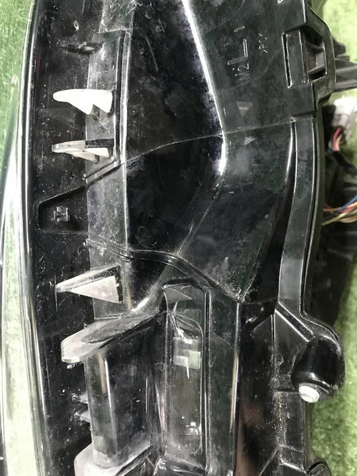 Битая Фара левая Toyota Highlander 4 U70 19-нв LED
