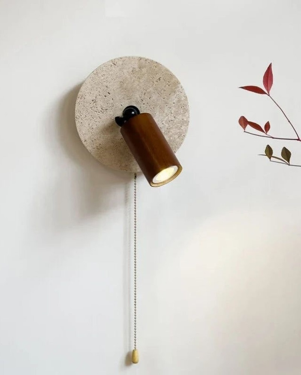 Бра из травертина с выключателем