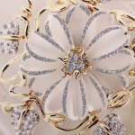 Пакет подарочный «Цветочные украшения» 26*32*12 см