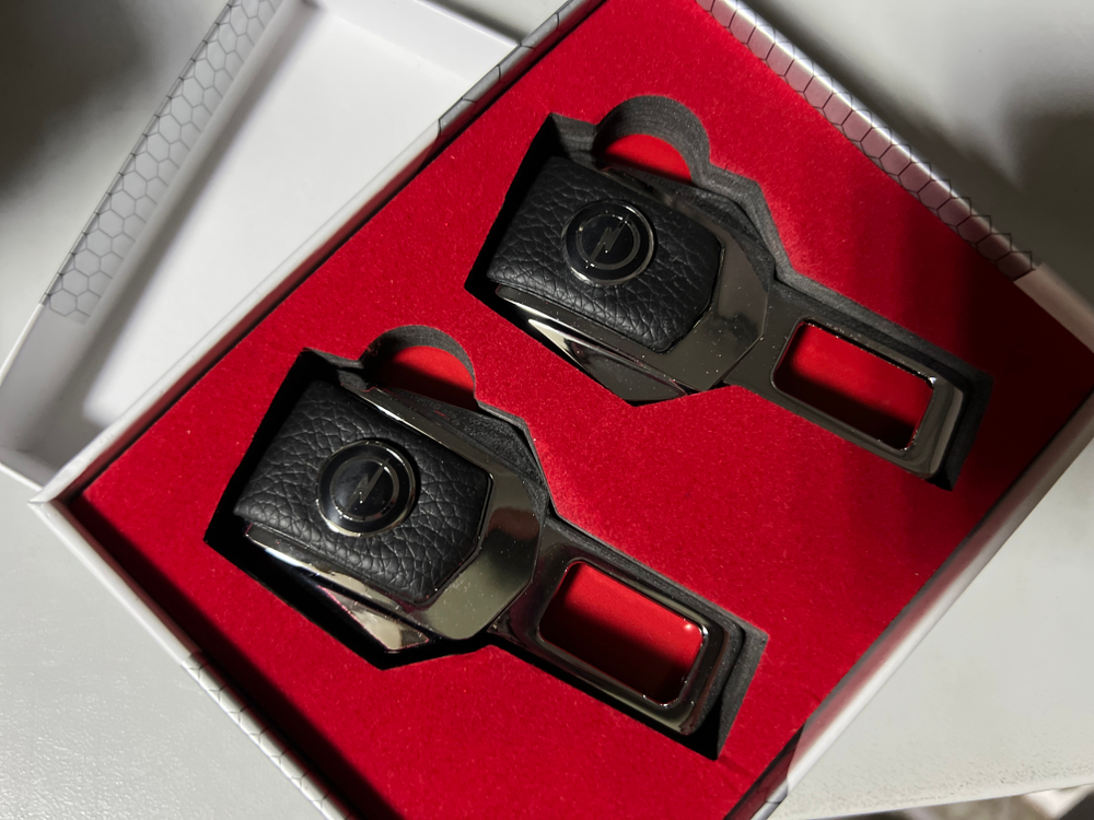 Заглушка ремня безопасности НАБОР "ОПЕЛЬ" (кт2шт) 104-OP