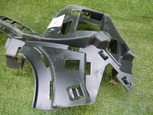 Кронштейн переднего бампера левый Mercedes S W222 (2013-2017)