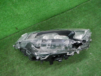 Битая Фара правая Toyota RAV4 5 XA50 (2018-н.в.) LED