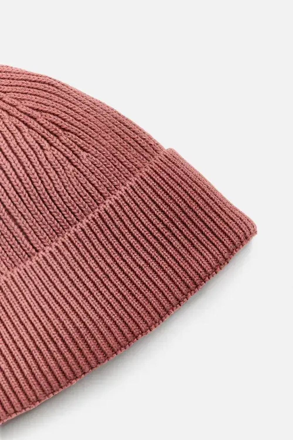 ZARA БАЗОВАЯ ШАПКА БИНИ, ПЫЛЬНЫЙ РОЗОВЫЙ