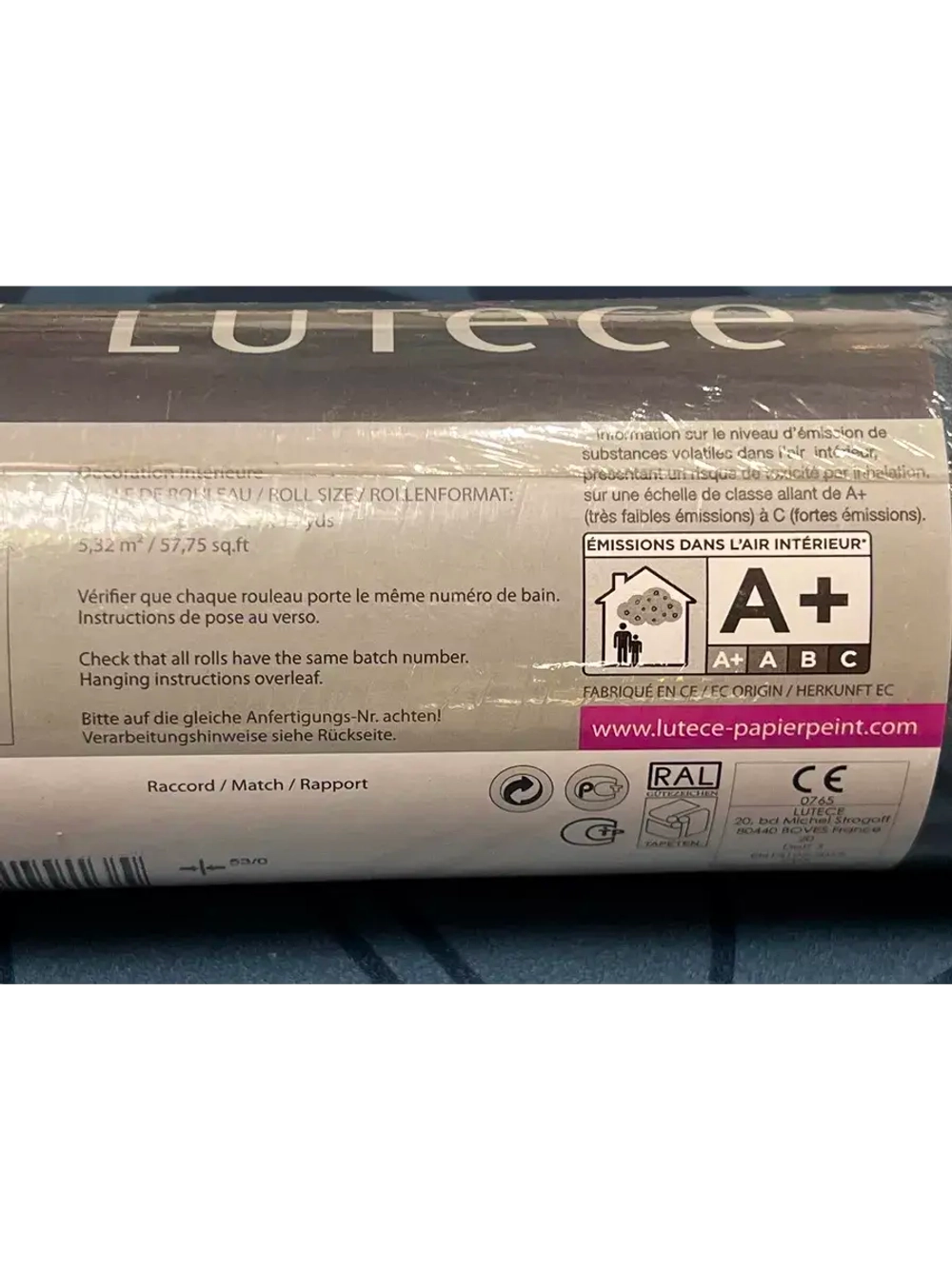 Обои флизелиновые 51201901 Les Essentiels Франция