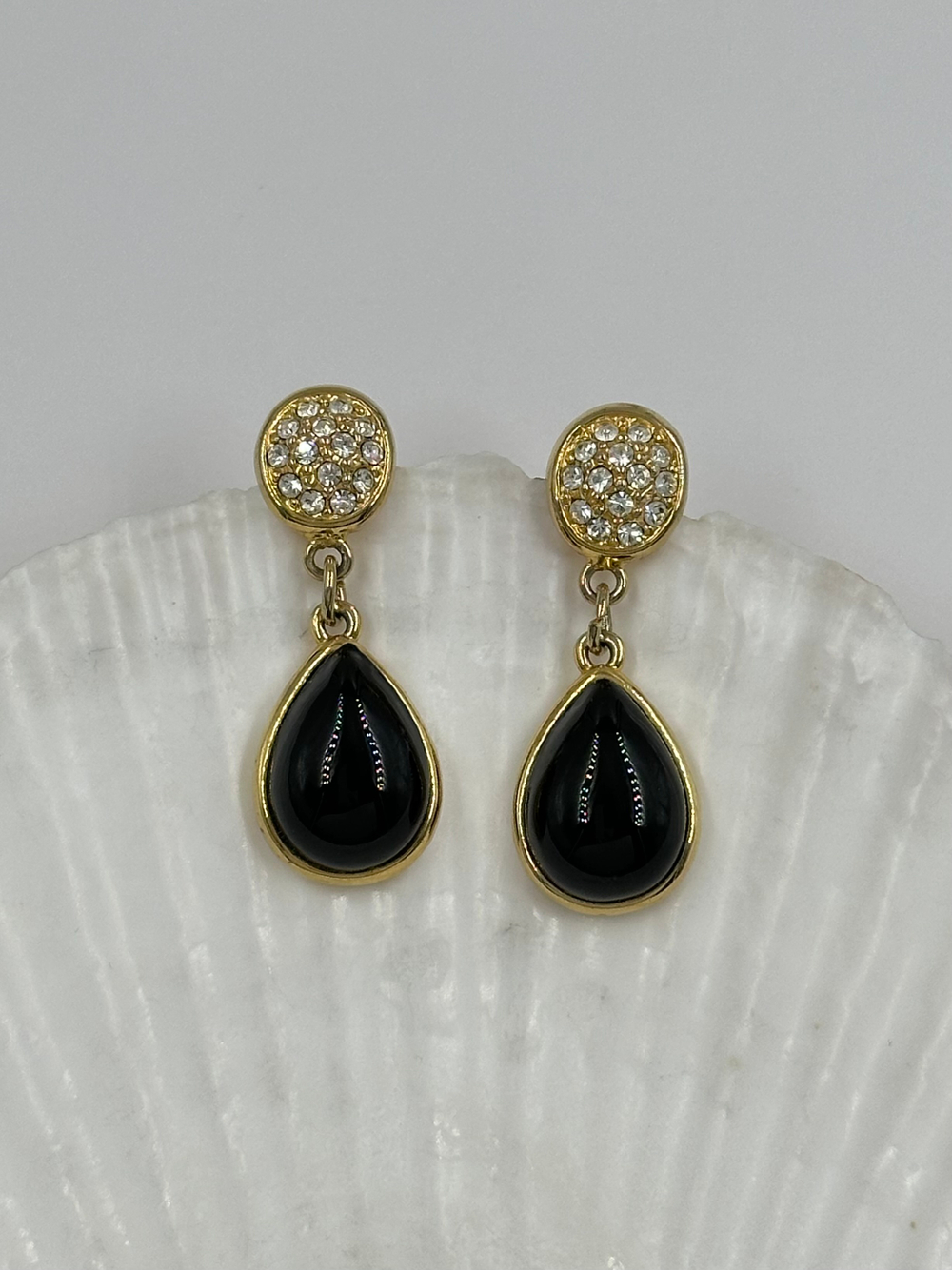 Серьги с чёрными вставками и кристаллами