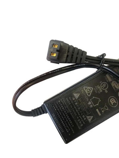 Адаптер питания 220В / 12В, выходной ток 6,0 А