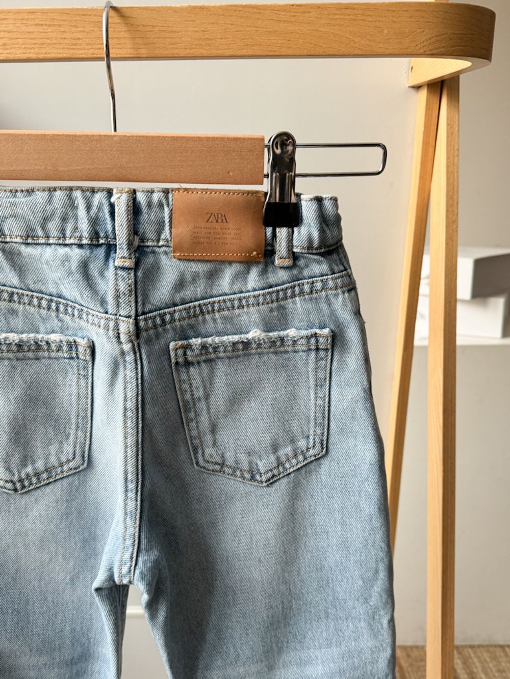 Джинсы Zara, 122