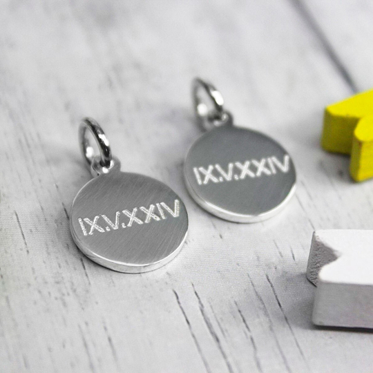 Парные серебряные подвески 14 мм с гравировкой на заказ (ручная работа)