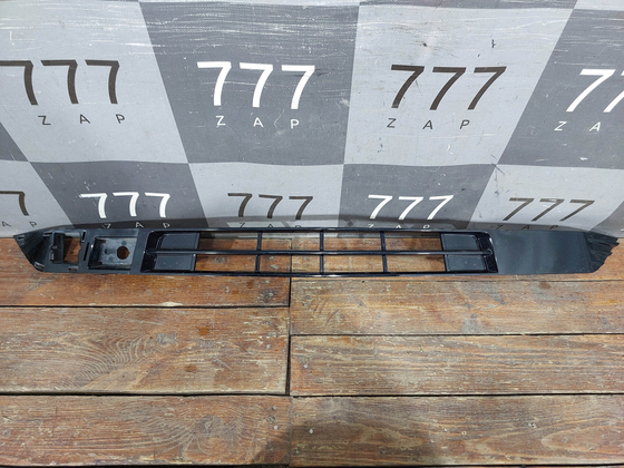 Решетка переднего бампера Cadillac Escalade 5 20-нв Б/У Оригинал 966101313