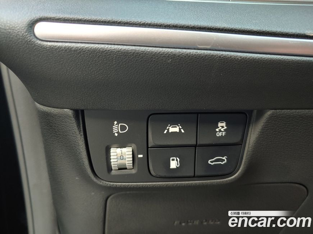 Hyundai The New Grandeur (Azera) IG 2.5 (05.2022)