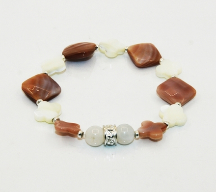 Браслет Клевер из перламутра