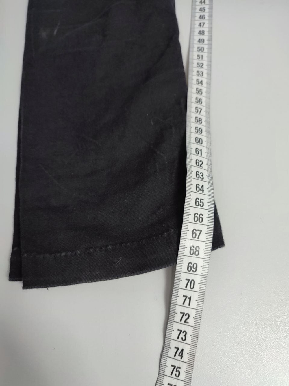 Джинсы темные 42-44 размер