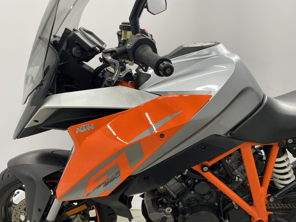 KTM 1290 Super duke GT , 2017