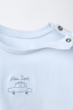 ZARA ФУТБОЛКА С ГЛАДКОЙ ВЫШИВКОЙ, ГОЛУБОЙ